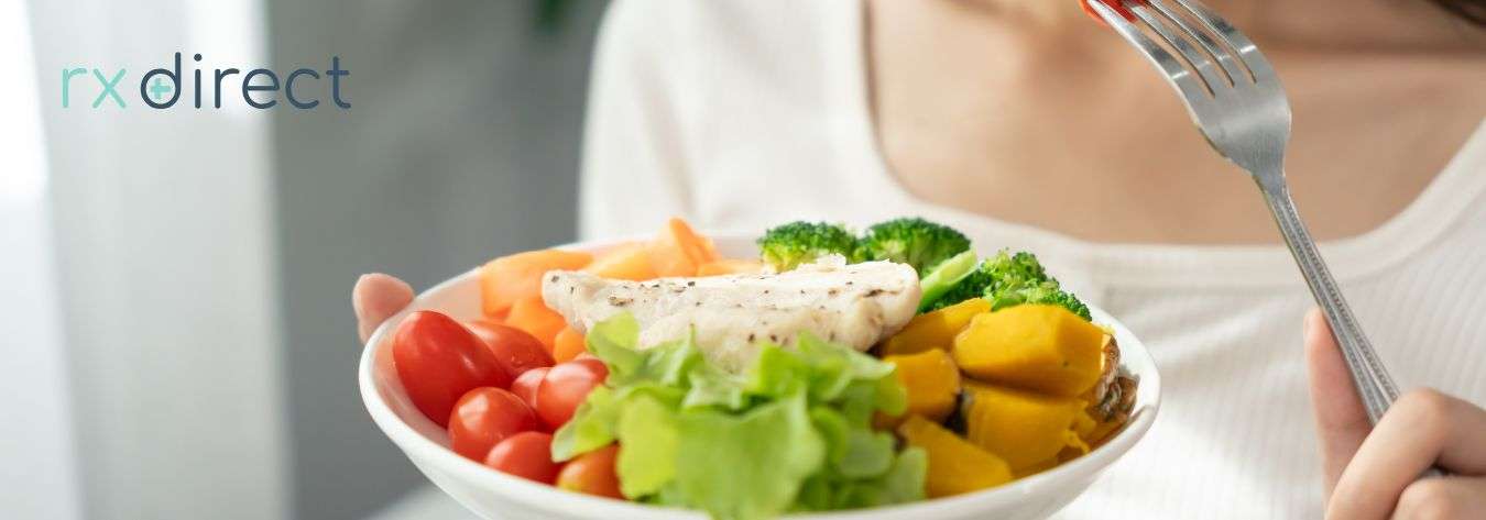 Healthy salad bowl to support weight loss