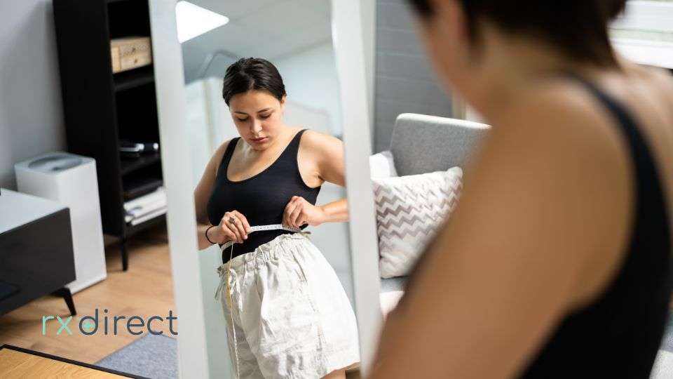 Assessing weight loss in the mirror